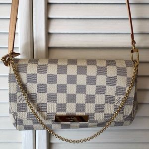 Louis Vuitton Favorite PM crossbody bag